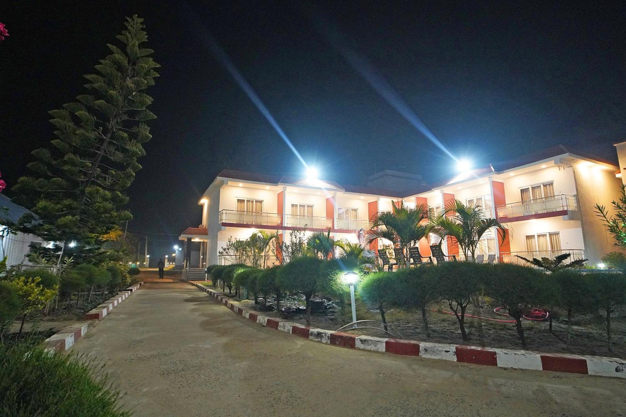 Santiniketan Hotel And Resort !! On Beach Family Resort !! Mandarmani Exterior foto